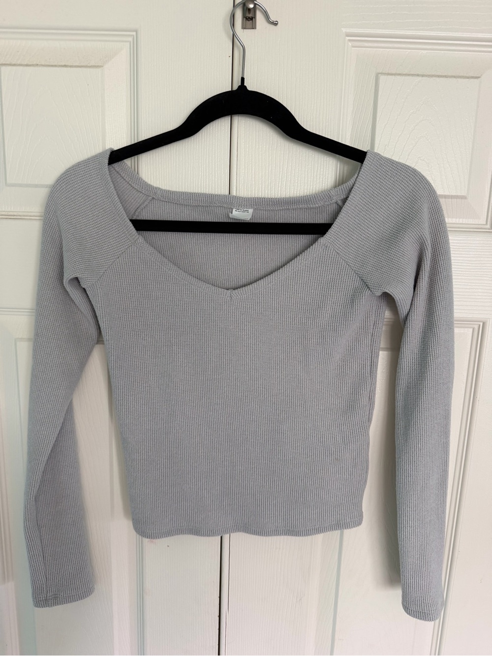 Gilly Hicks Light Gray V-Neck Long Sleeve Top XS